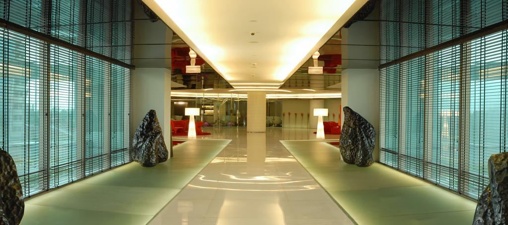 Galaxy Hotel & Spa Gurgaon Eksteriør bilde
